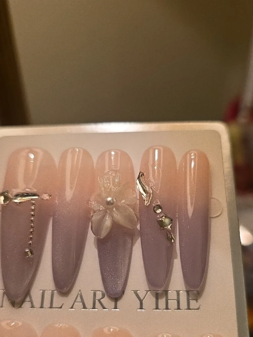 N/A elegant pink